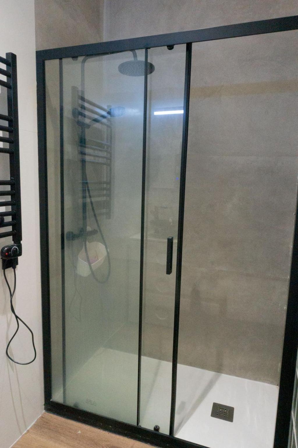 Hortaleza 4, Preciso Estudio En Chueca Junto A La Gran Via De Мадрид Экстерьер фото